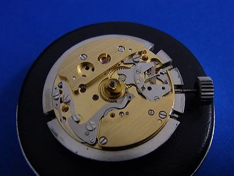 スピードマスタームーブメント